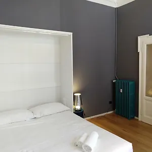  Apartment Grey Design Italy